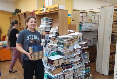 В связи с переездом библиотеки книжных выставок в текущий момент нет